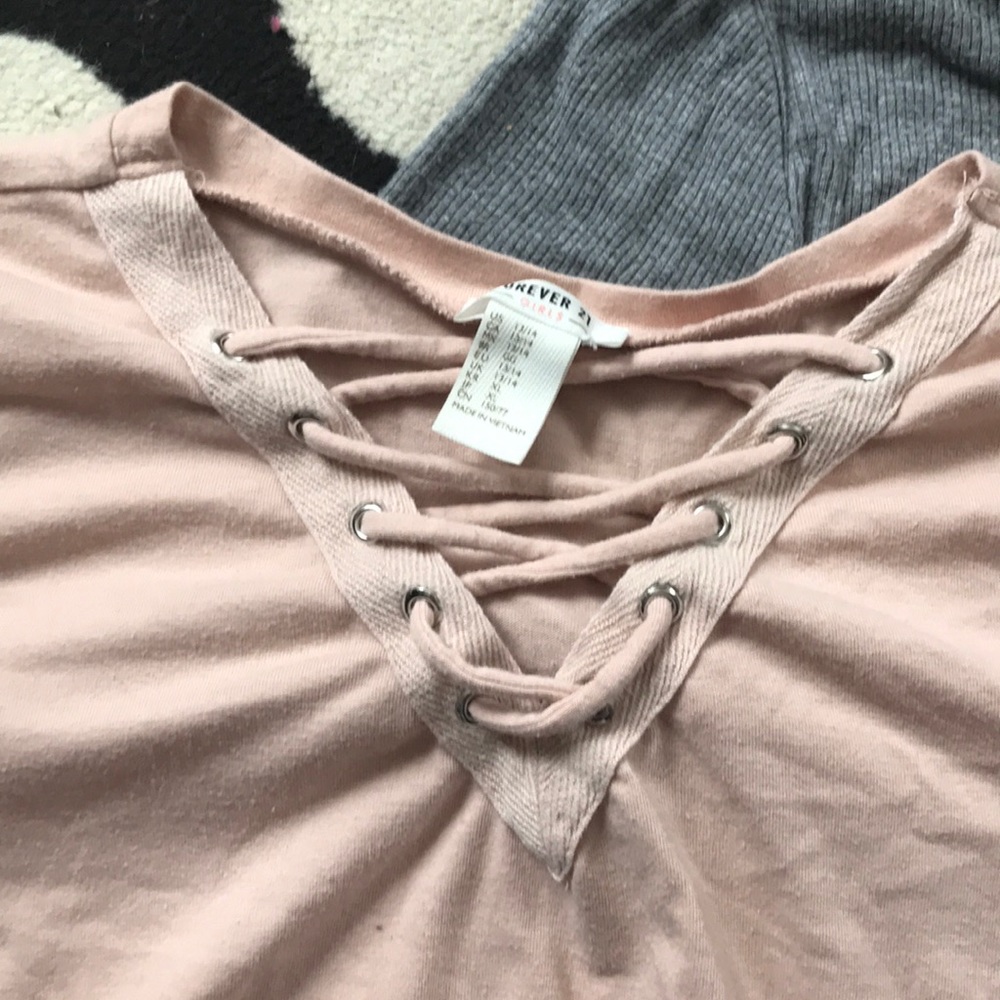 2 tees - Picture 2 of 6